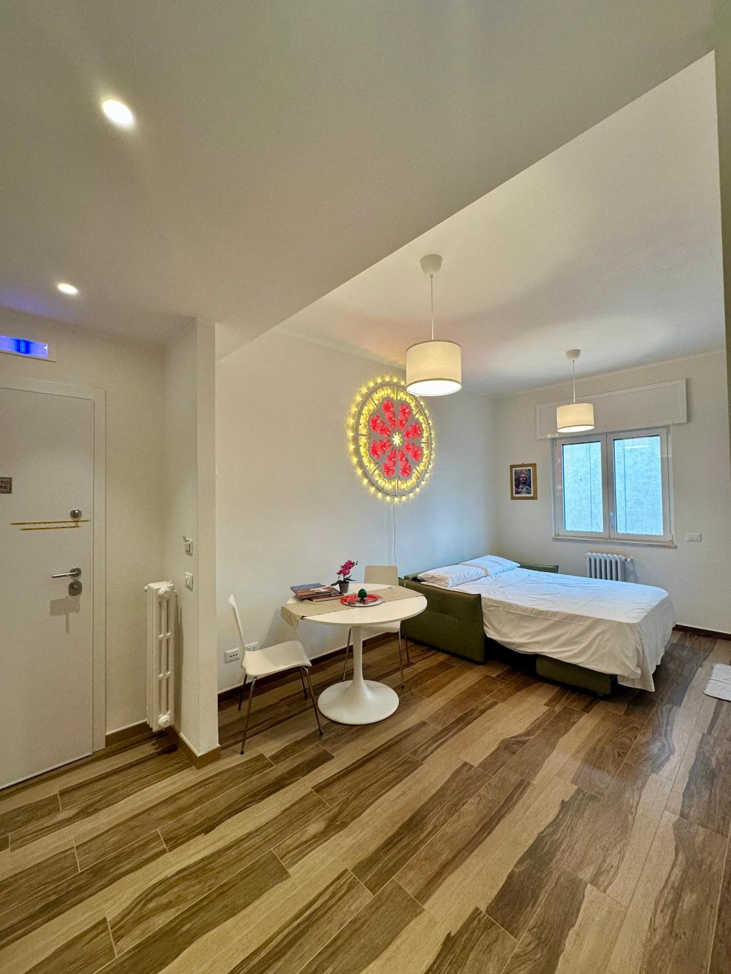 Rainbow Luxury Home Bari - Sea View Esterno foto