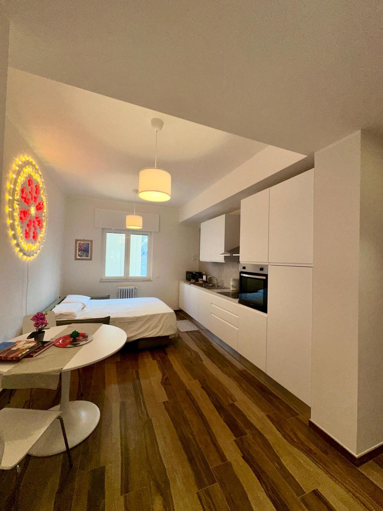 Rainbow Luxury Home Bari - Sea View Esterno foto